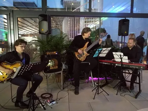 Standard Express – zespół jazzowy na żywo